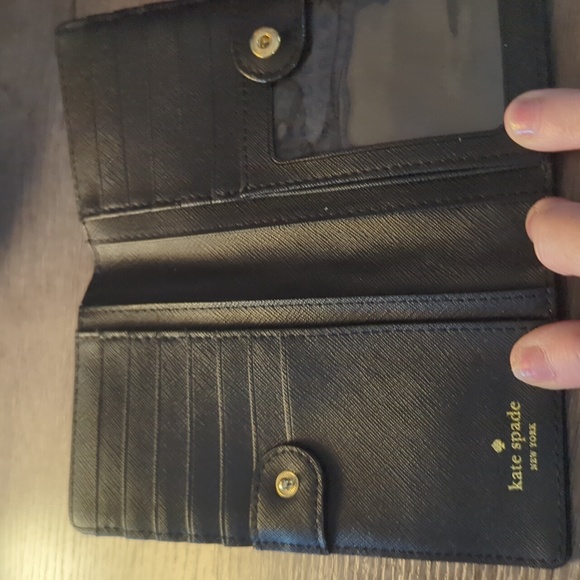 Kate Spade wallet - Picture 2 of 4